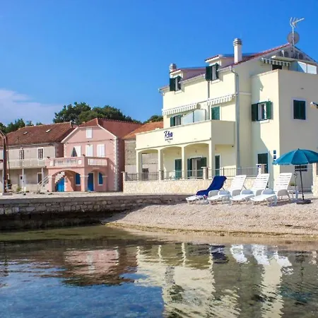 Riva 2 Krapanj